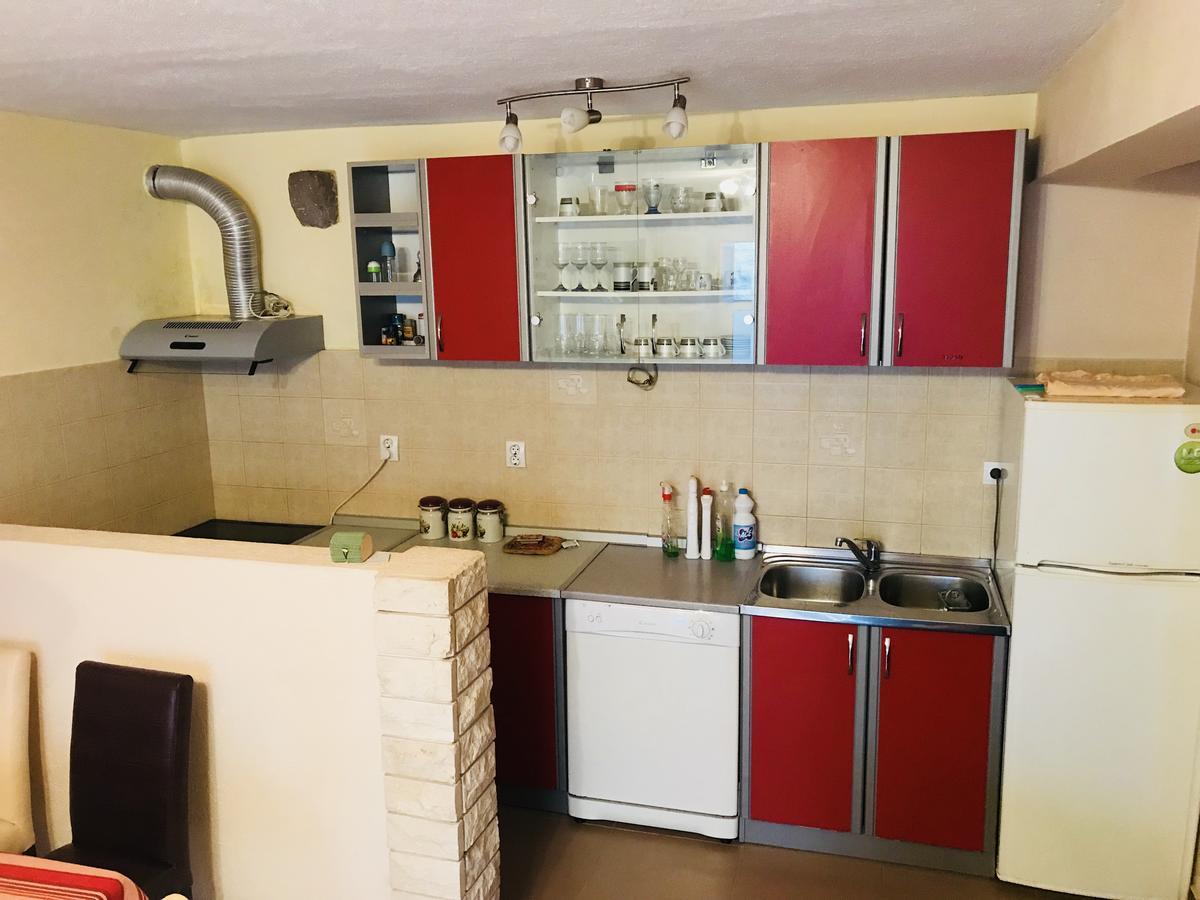Apartments Sneza Risan Bagian luar foto