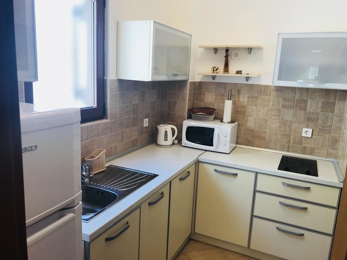 Apartments Sneza Risan Bagian luar foto