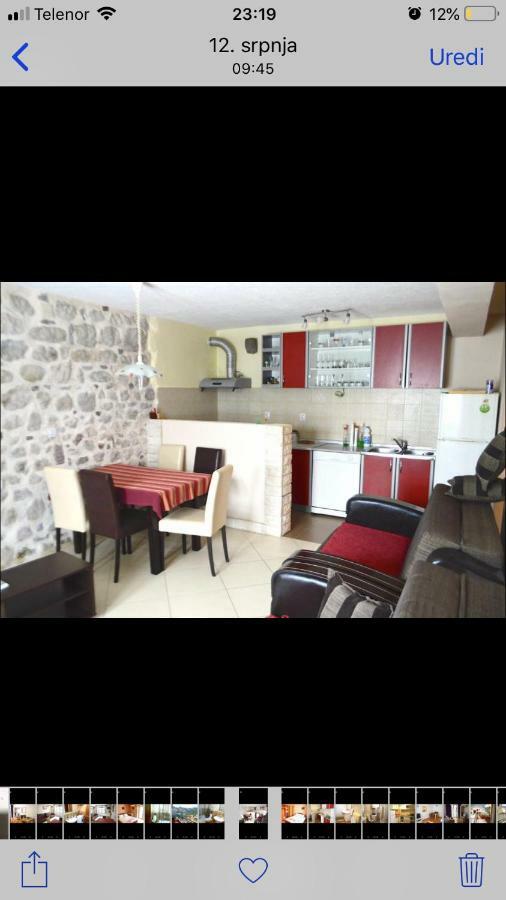 Apartments Sneza Risan Bagian luar foto