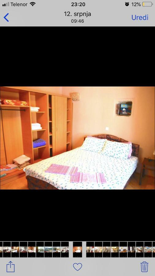 Apartments Sneza Risan Bagian luar foto