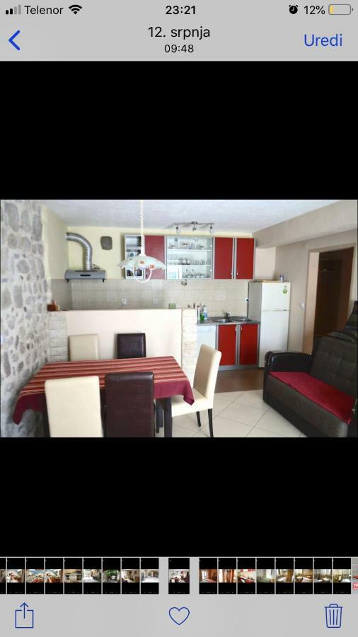 Apartments Sneza Risan Bagian luar foto